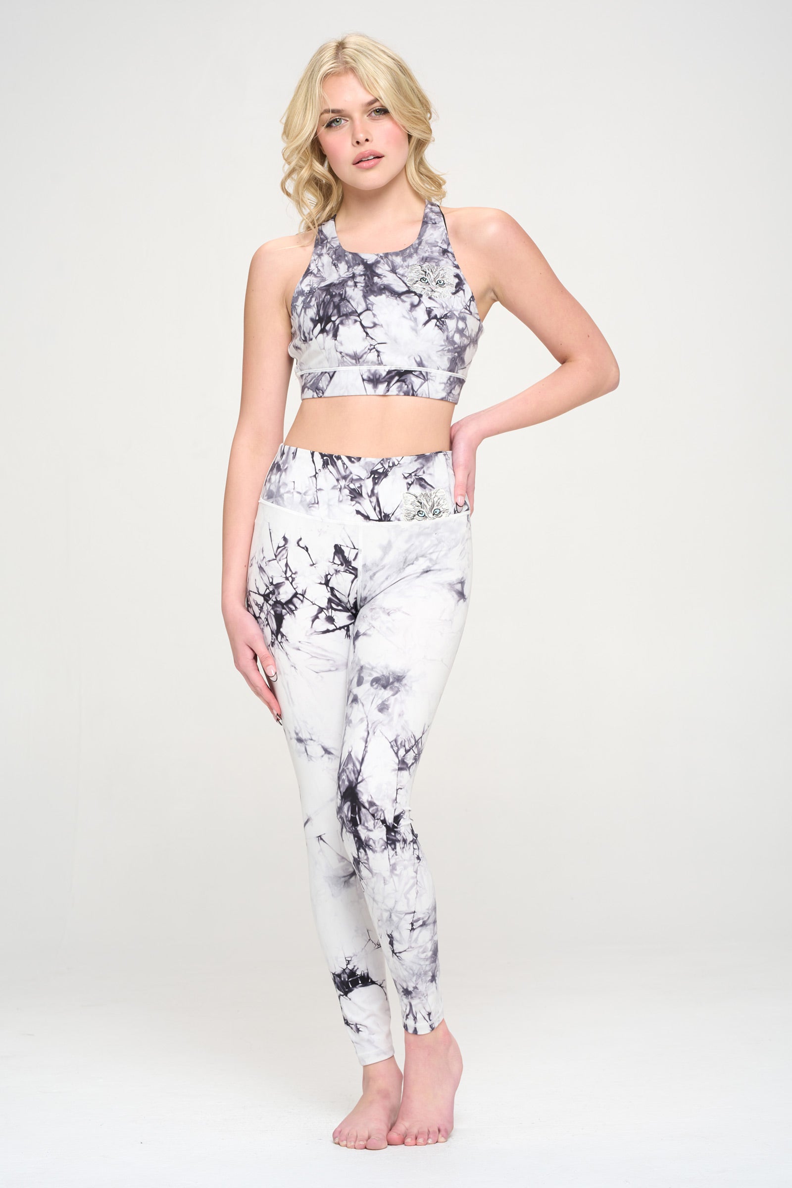 Embroidary Cat Yoga Set