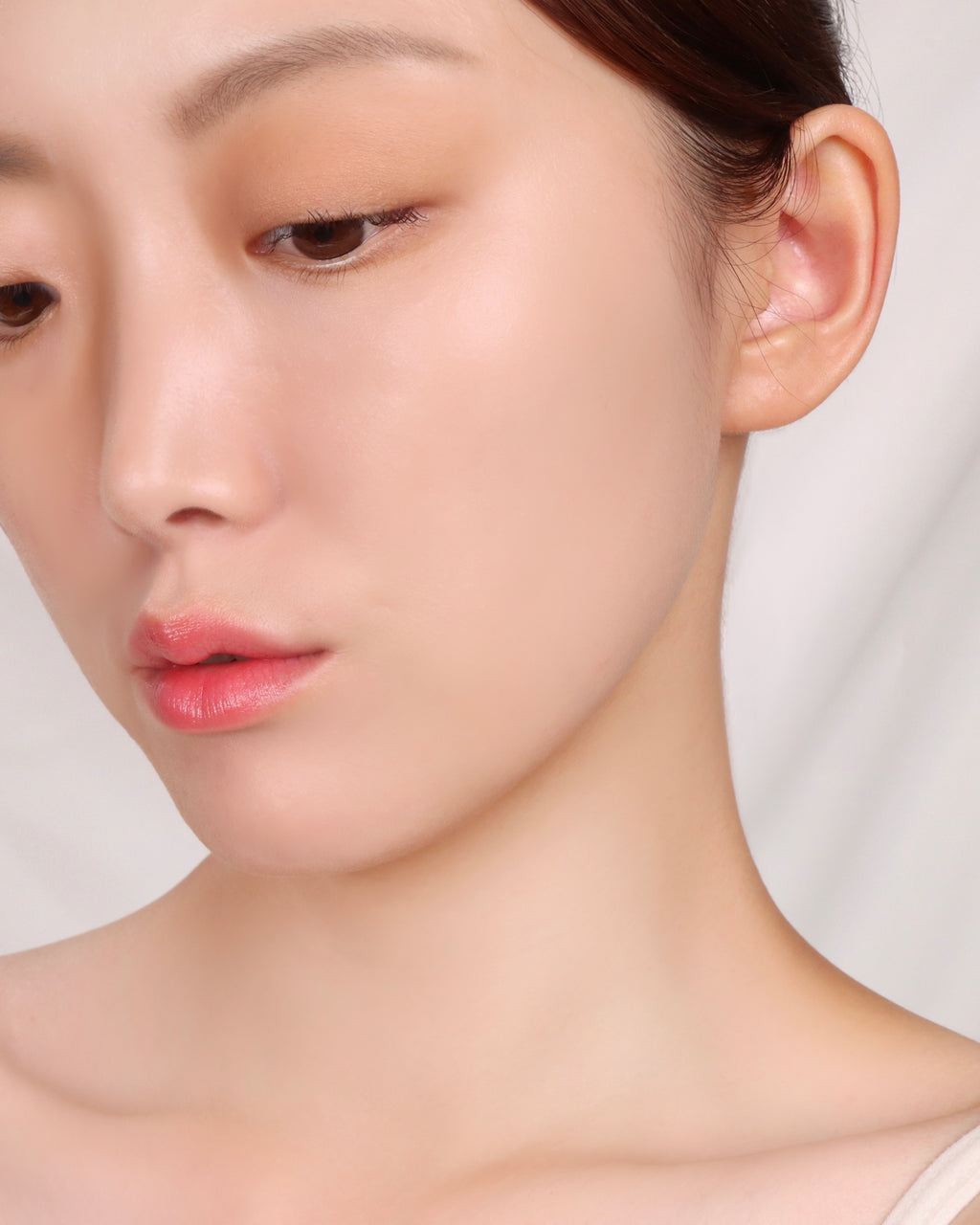 Moisturizing Foundation, Primer S, Clear - Superior Hydration for Dry Skin - Balanced Moisture Retention for Oily Skin -1.0 fl oz