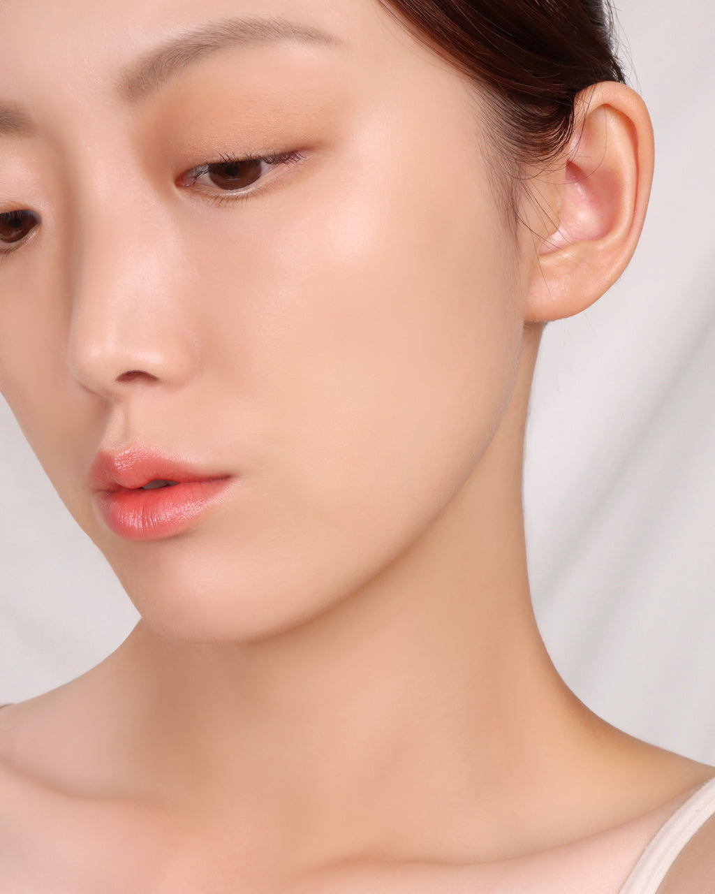 Moisturizing Foundation, Primer S, Clear - Superior Hydration for Dry Skin - Balanced Moisture Retention for Oily Skin -1.0 fl oz