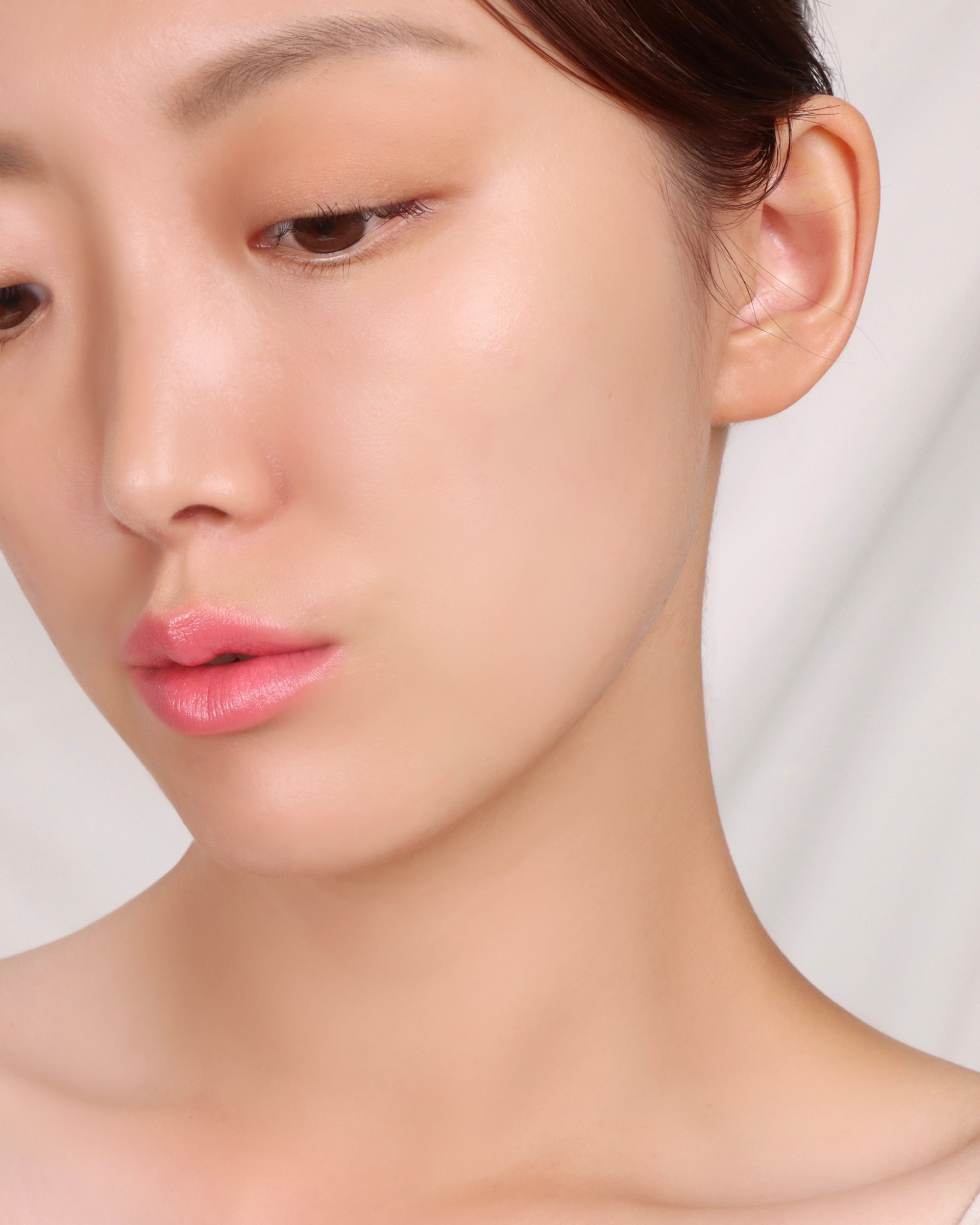 Moisturizing Foundation, Primer S, Clear - Superior Hydration for Dry Skin - Balanced Moisture Retention for Oily Skin -1.0 fl oz